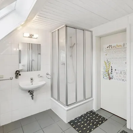 Jenapartments - 4sz 7p - Vor Den Toren Jenas *