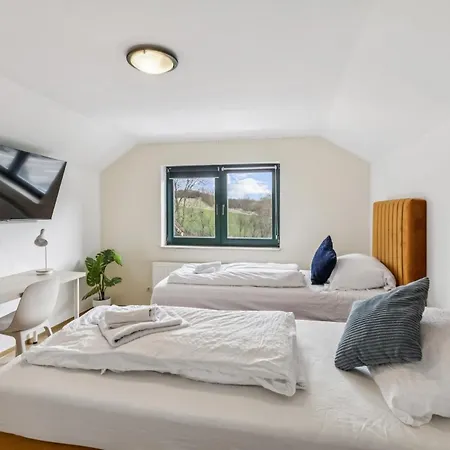 Jenapartments - 4sz 7p - Vor Den Toren Jenas * יינה